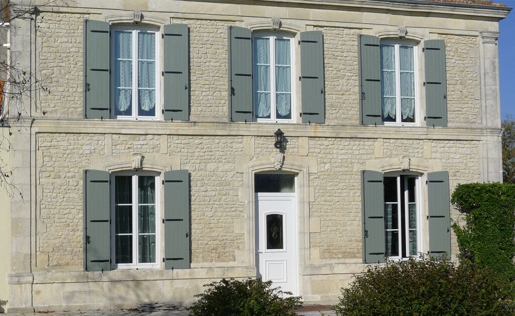 Volet-battant-composites-poseidon-3-1024x630px